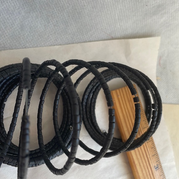 5 pcs Wood beads cuff bracelet snake holiday Christmas stuffing black - Picture 7 of 16